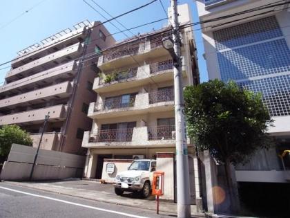 カーサ五番町の外観