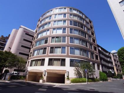 パークコート三番町の外観