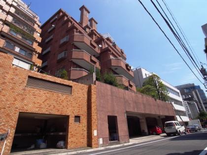 平河マンションの外観