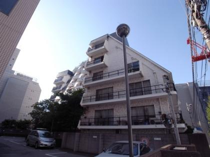 秀和富士見町レジデンスの外観