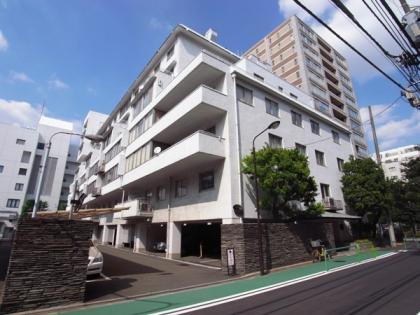 小田急麹町マンションの外観