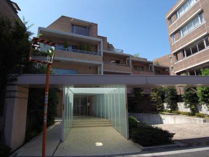 パークハウス市谷砂土原町レフィナールの外観