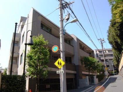 市谷逢坂ハウスの外観