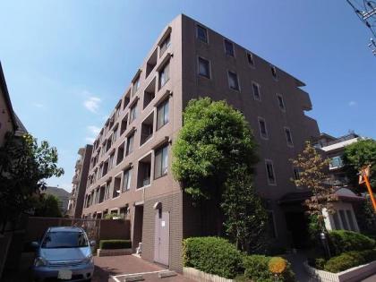 フェイム新宿柏木町の外観