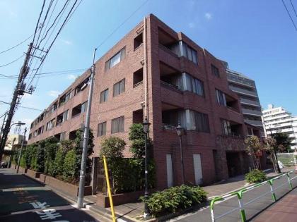 クレッセント新宿柏木の外観