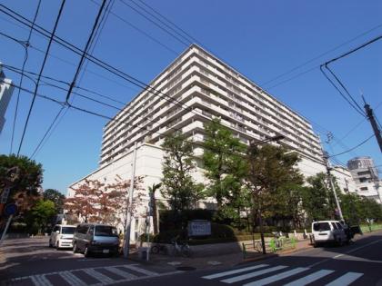 月島ホームズの外観