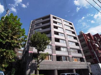 アールヴェール新宿弁天町の外観