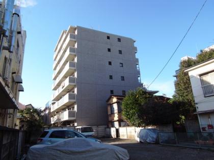 アールヴェール哲学堂の外観