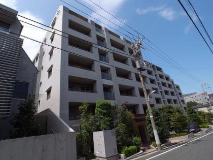 エスタードヒルズ代々木西原の外観