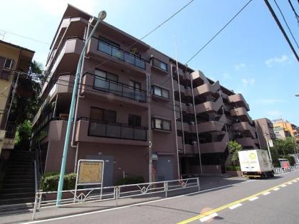 エスバイエル代々木西原の外観