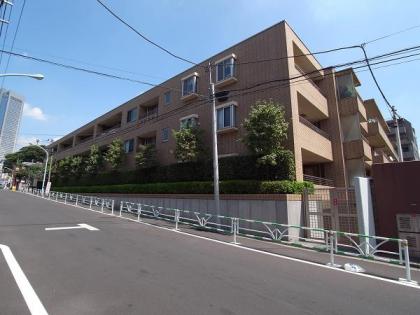 グランベスタージュ代々木の外観