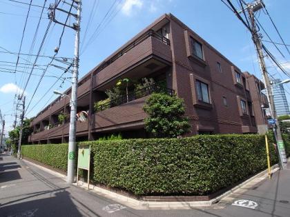 コスモヒルズ代々木の外観