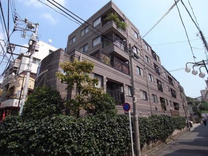 トゥールロワイヤル参宮橋の外観