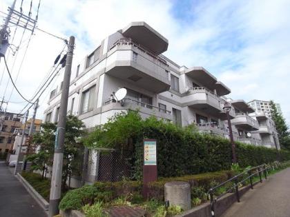 センチュリーハイツ三宿の外観