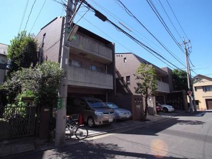 ハウス世田谷松原の外観