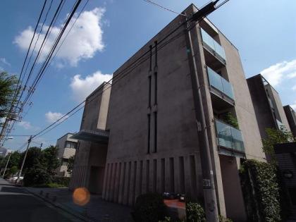 代々木の杜パークマンションの外観