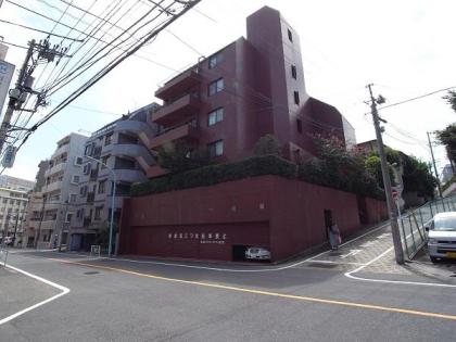 東高元代々木ペアシティの外観