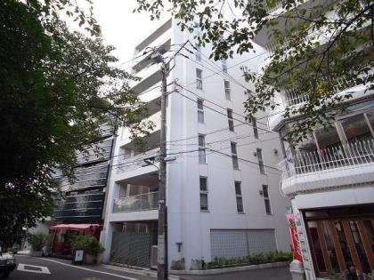 コムロンド代々木公園の外観