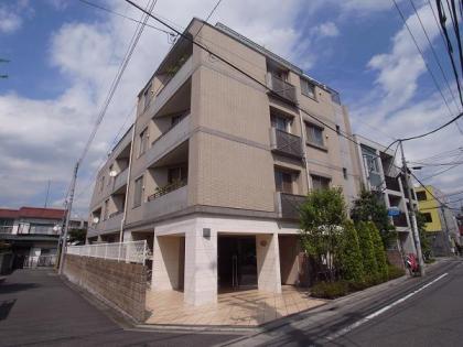 ドルチェ経堂の外観