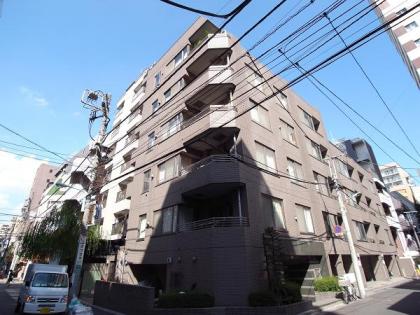 コスモ麻布十番の外観