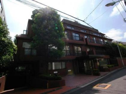 ドムス南青山の外観