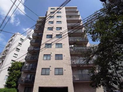 南青山パークマンションの外観