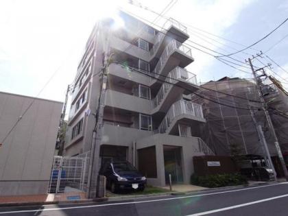 パラモド世田谷三丁目の外観