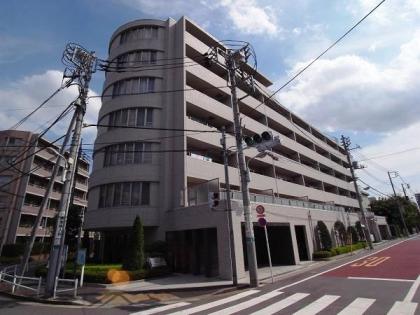 ライオンズマンション中野平和の森公園の外観