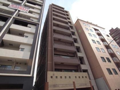 朝日シティパリオ島津山の外観