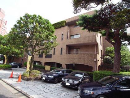 ベルテ表参道の外観