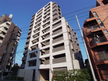 代々木公園パークホームズの外観