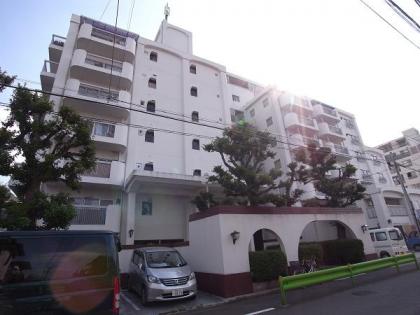 豊栄西荻マンションの外観