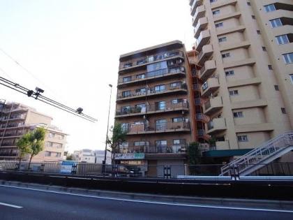 コーポラス司の外観