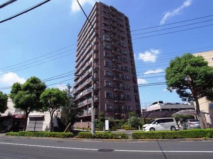 ライオンズステージ竹の塚の外観