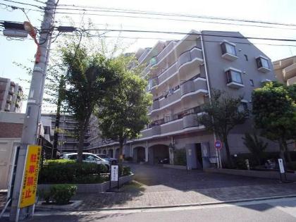 竹の塚ガーデンハウスの外観