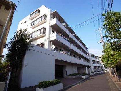 中銀竹の塚マンシオンの外観