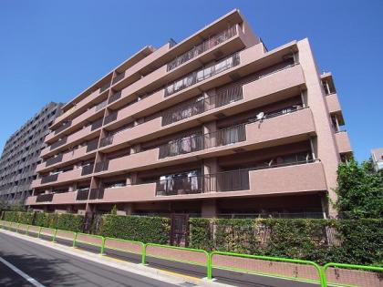 イトーピア都立家政リブルの外観