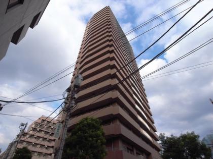 池袋パークタワーの外観