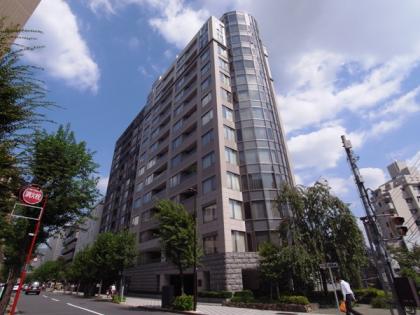 シエルトーレ三番町の外観