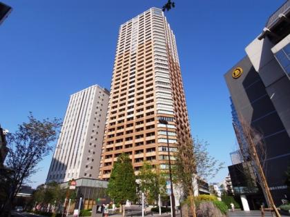 プラウドタワー千代田富士見の外観