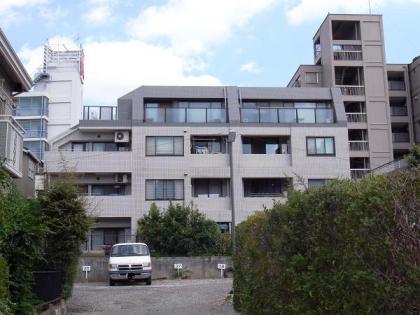 クレストフォルム駒沢公園の外観