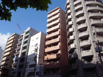 スカイコートヌーベル池袋の外観