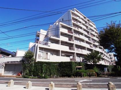 ウエストハイマンション経堂の外観