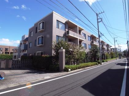 上北沢ヒルズの外観