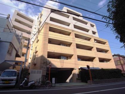 グランシティ祐天寺ラフィエールの外観