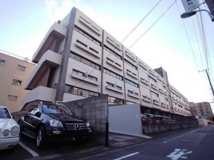 目黒セントラルマンションの外観