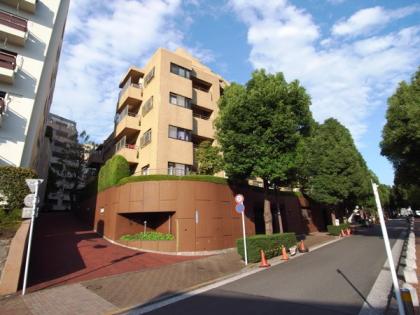 フラッツ景丘の外観