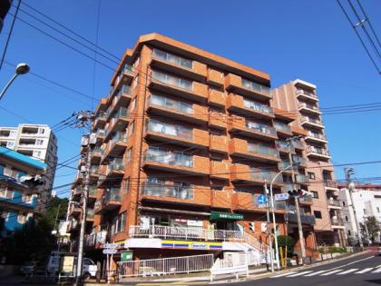 テイジン春日ビューハイツの外観