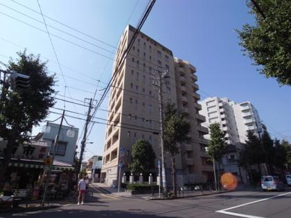 ヴェルビュ十条壱番館の外観