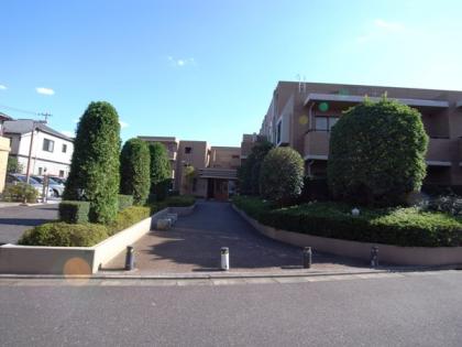 ヒルズ千歳烏山の外観